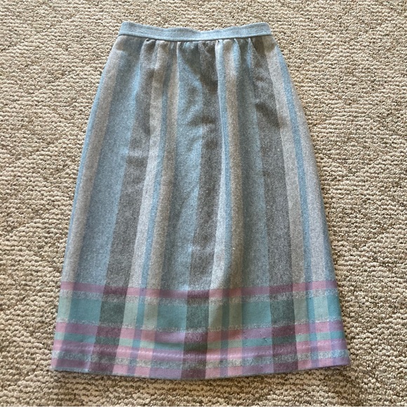 Vintage Graff Light Blue & Gray Skirt & Jacket Suit Set 10 - Picture 9 of 14